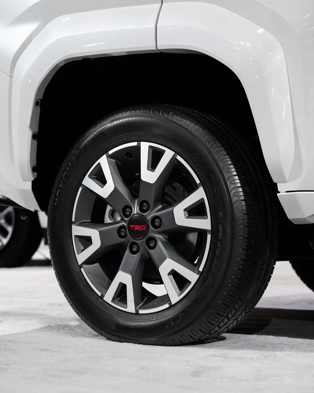 2025 4runner 6th gen TRD Sport Premium (Wind Chill Pearl / Black Interior) 2025 4Runner 6th Gen photos/video review @ LA Auto Show trd sport wheels windchill pearl white trd sport 2025 4runner 6th gen 6