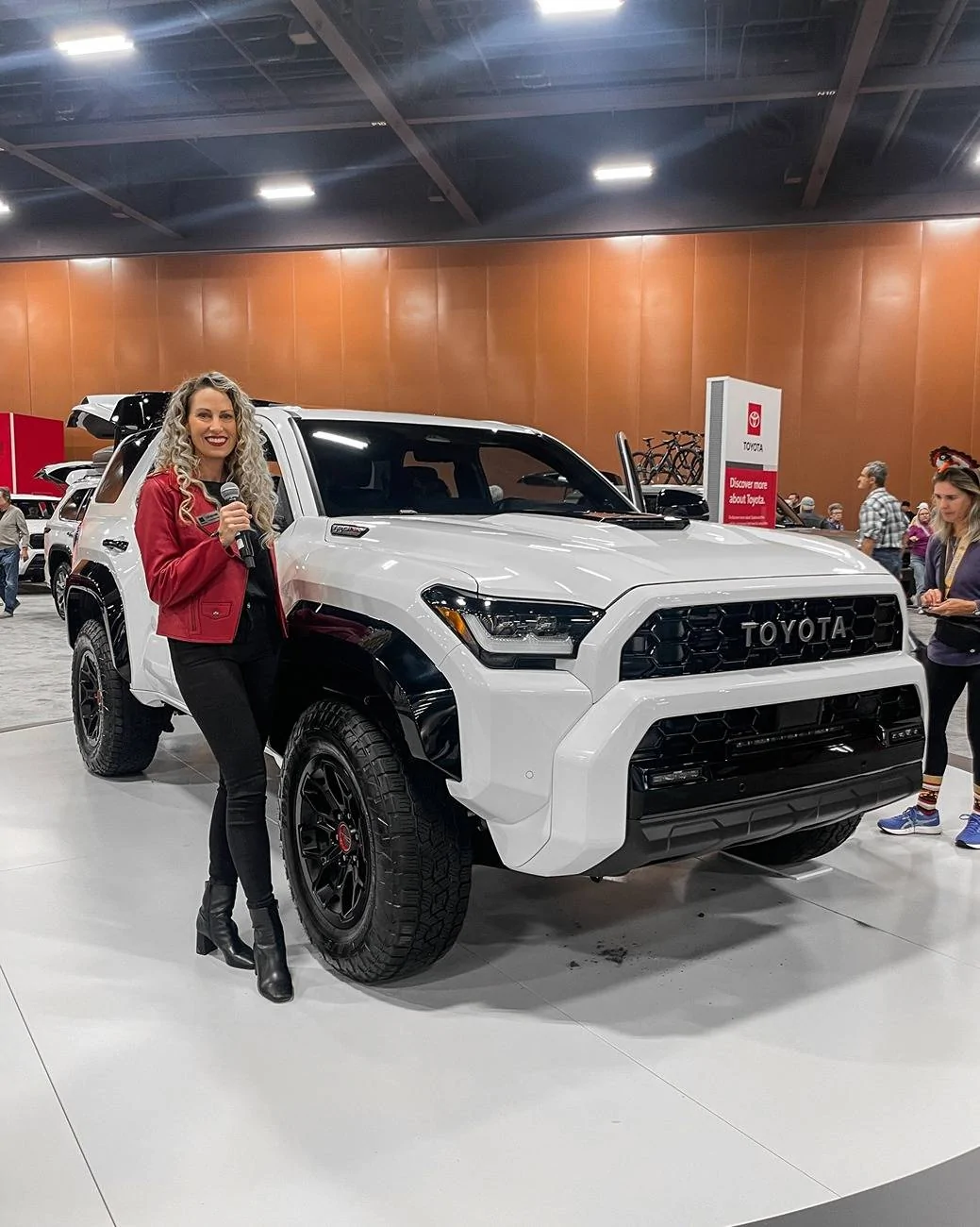 2025 4runner 6th gen AZ People - see the 2025 4Runner TRD Pro at the Arizona International Auto Show 2024 (11/28-12/2) Ice Cap White 2025 4Runner TRD Pro Arizona Auto Show 4