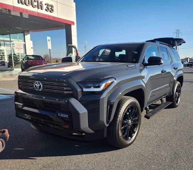 2025 4runner 6th gen First 2025 4Runner 6th Gen at Dealer! Platinum Trim in Underground Color / Dark Navy Interior -- Photos & Video Underground Platinum 2025 4Runner 6th Gen 3