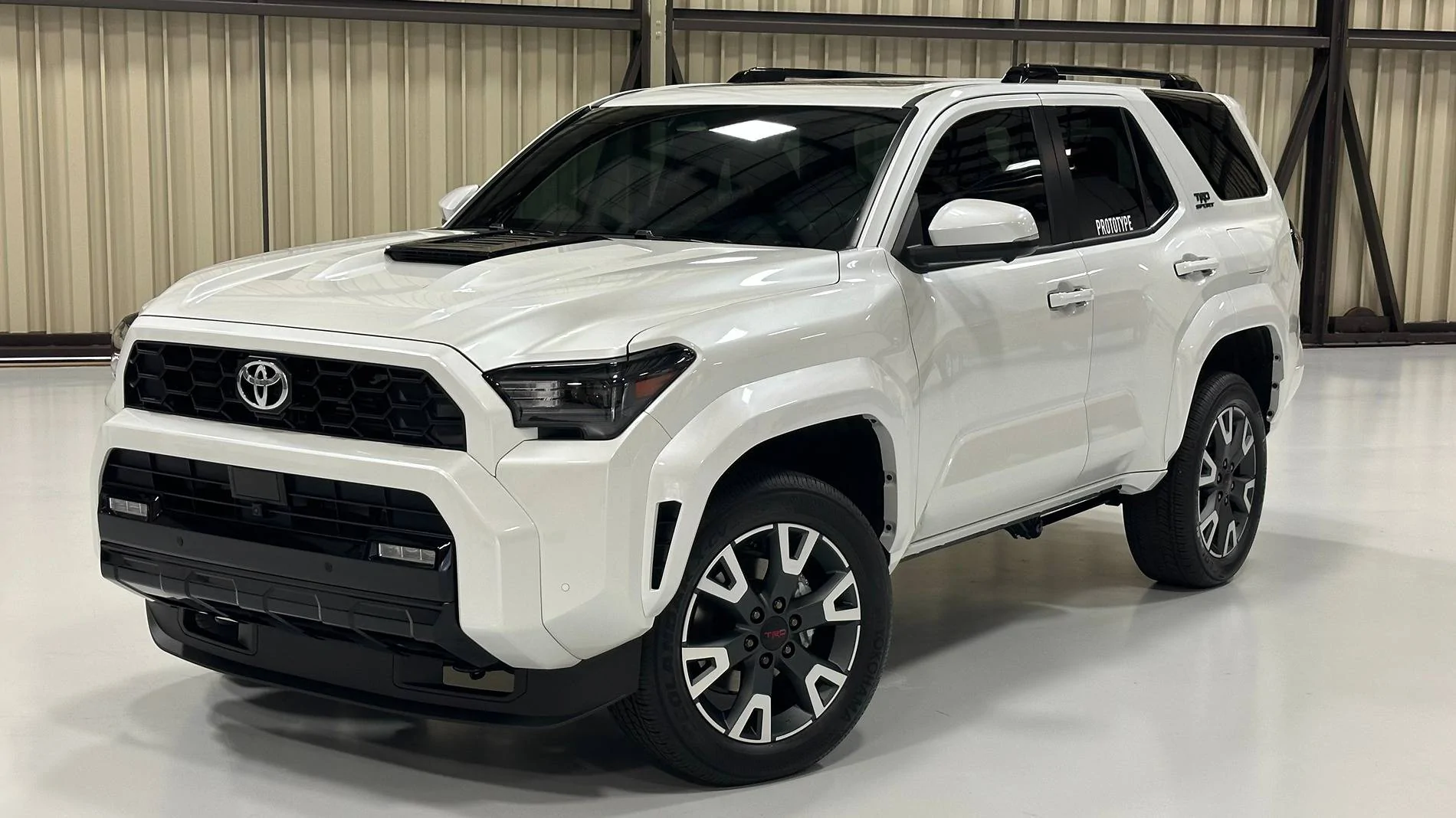 2025 4runner 6th gen WIND CHILL PEARL Photos 4Runner 6th Gen (2025+) Wind Chill Pearl TRD Sport Premium 2025 toyota 4runner gen 6 9