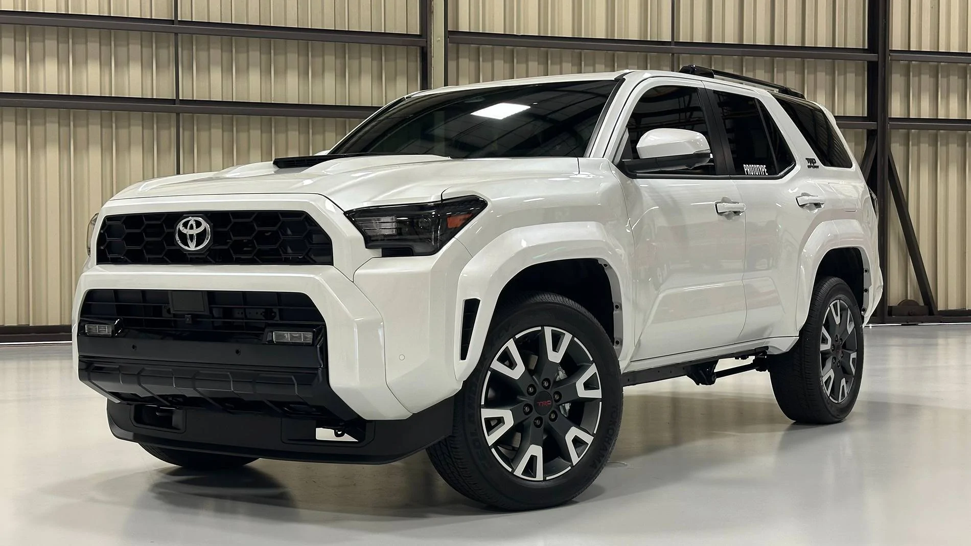 2025 4runner 6th gen WIND CHILL PEARL Photos 4Runner 6th Gen (2025+) Wind Chill Pearl TRD Sport Premium 2025 toyota 4runner gen 6 5
