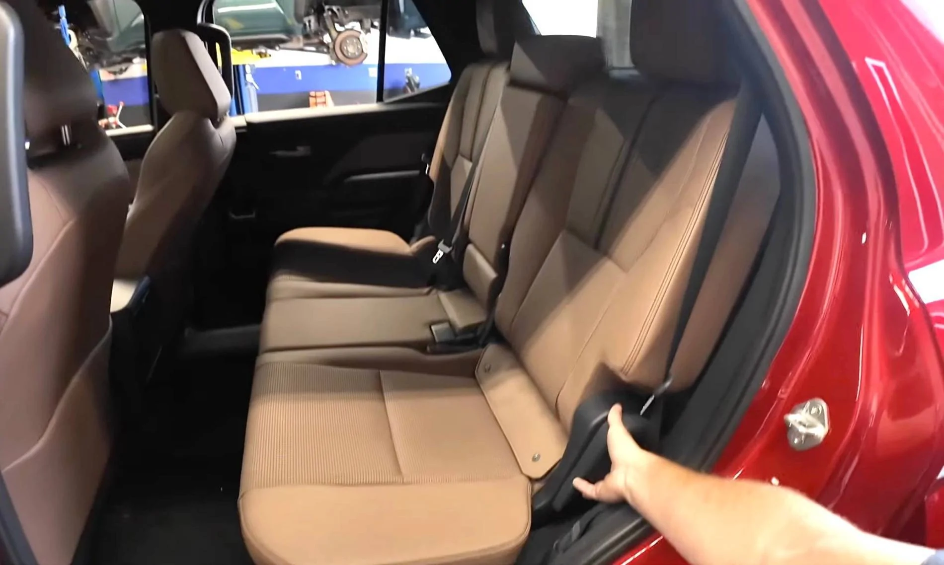 2025 Toyota 4runner Disappointed only 1 interior color for the Platinum rior-seats-limited-trim-2025-4runner-6th-gen-1-jpg