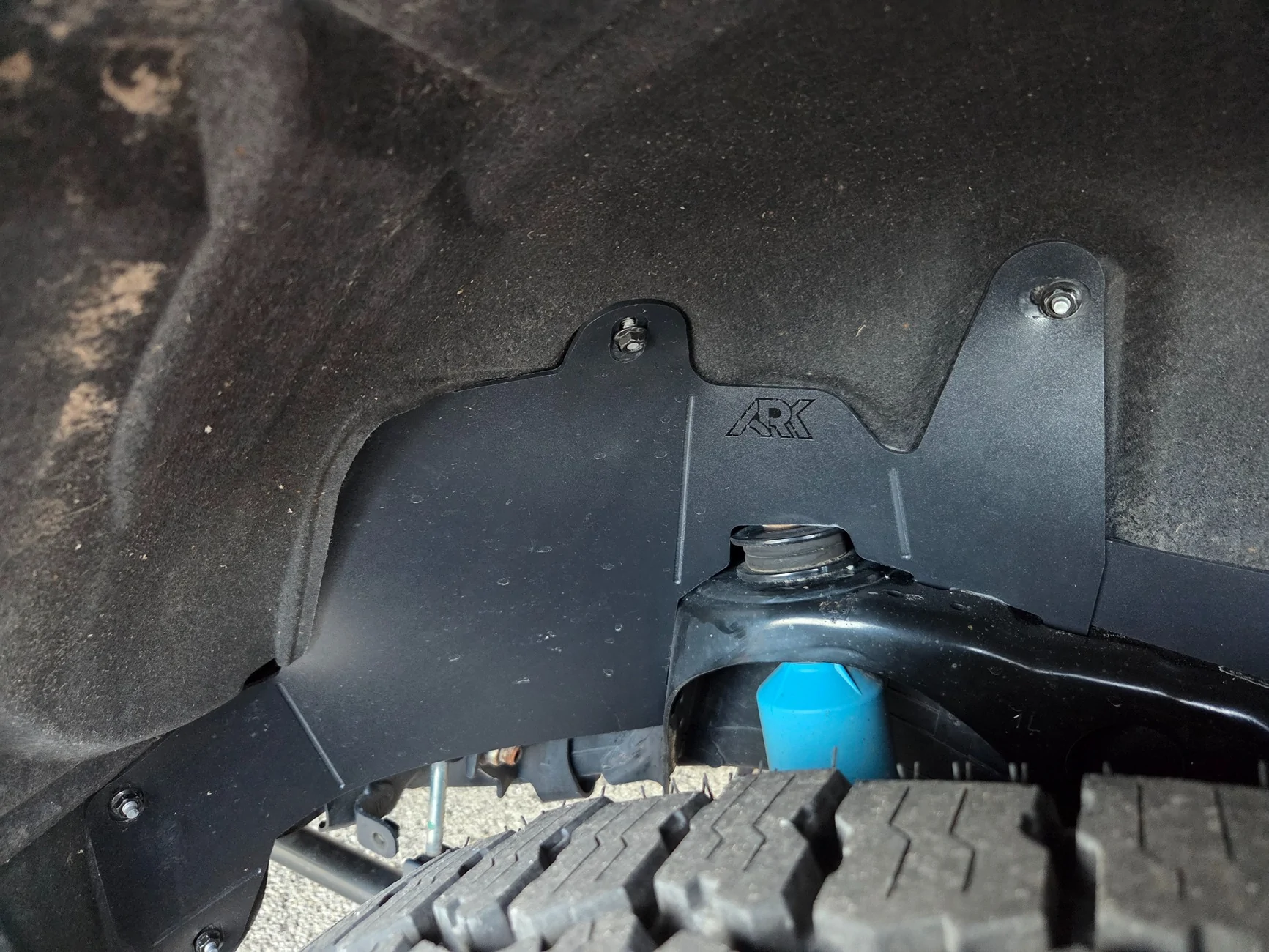 2025 2026 4runner 6th gen ARK Splash Guards installed 20260915_071603