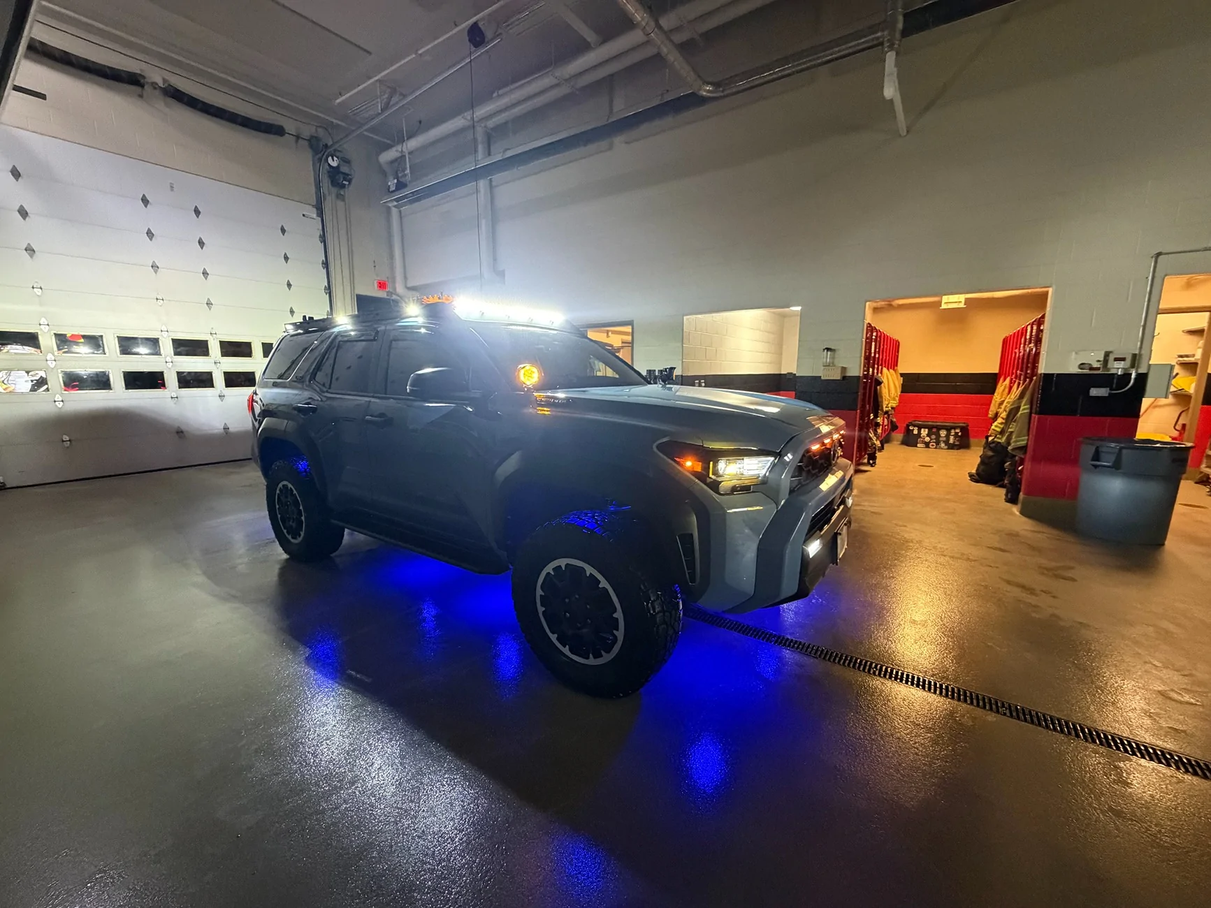 2025 2026 4runner 6th gen Ditch lights: Amber or LED for night beach driving and light trails? IMG_6514