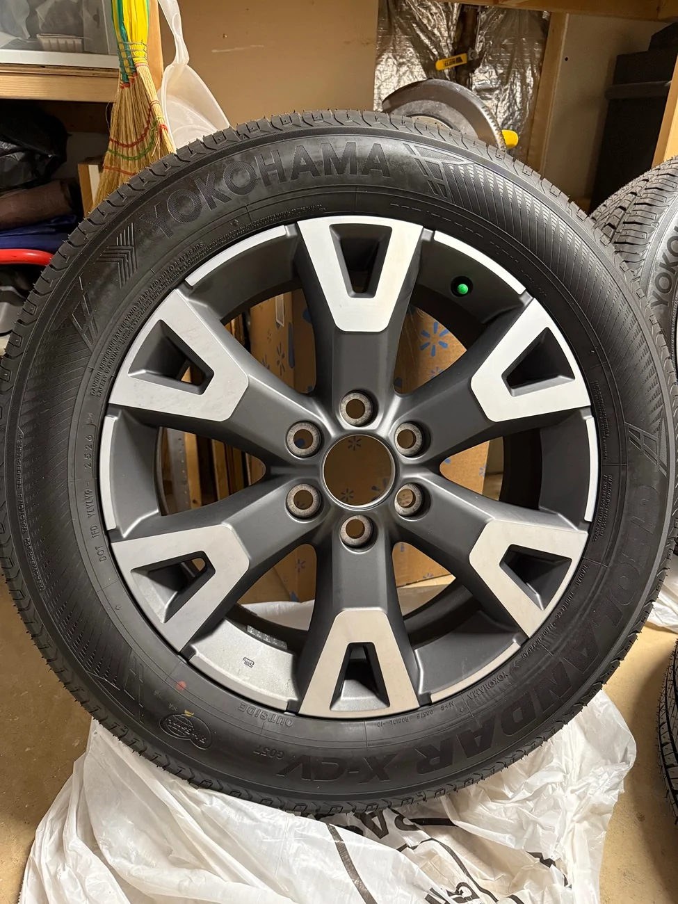2025 2026 4runner 6th gen Take off OEM 20" trd sport wheel w/Yokohama Geolander IMG_1454