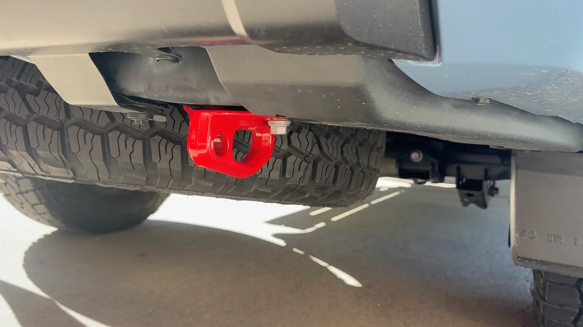 2025 2026 4runner 6th gen Swapped out the rear recovery hook for low profile one. Screenshot 2026-10-01 at 5.08.26 PM