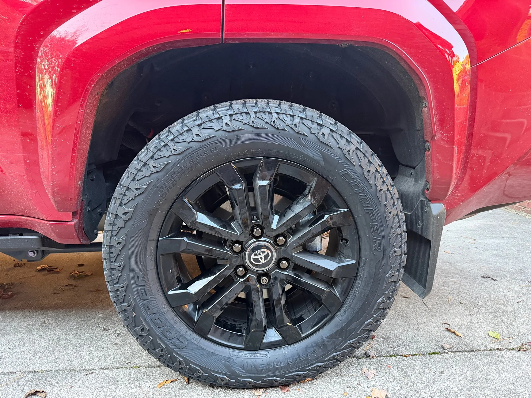 2025 2026 4runner 6th gen Platinum with Cooper Discoverer AT 275x60/20s IMG_7175