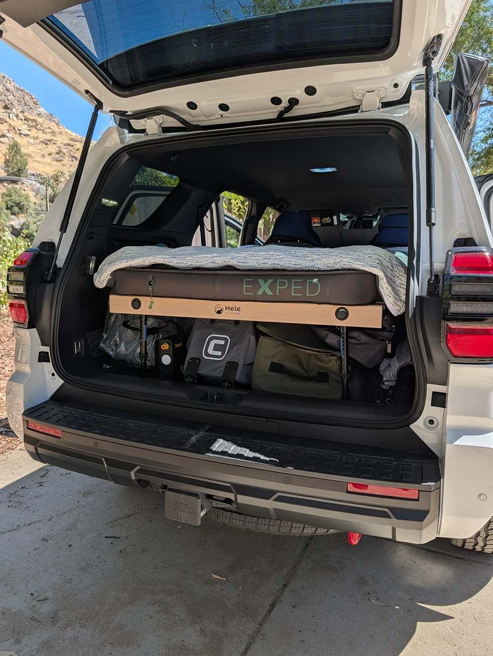 2025 2026 4runner 6th gen Best in cab sleep setup? PXL_20260911_194748218