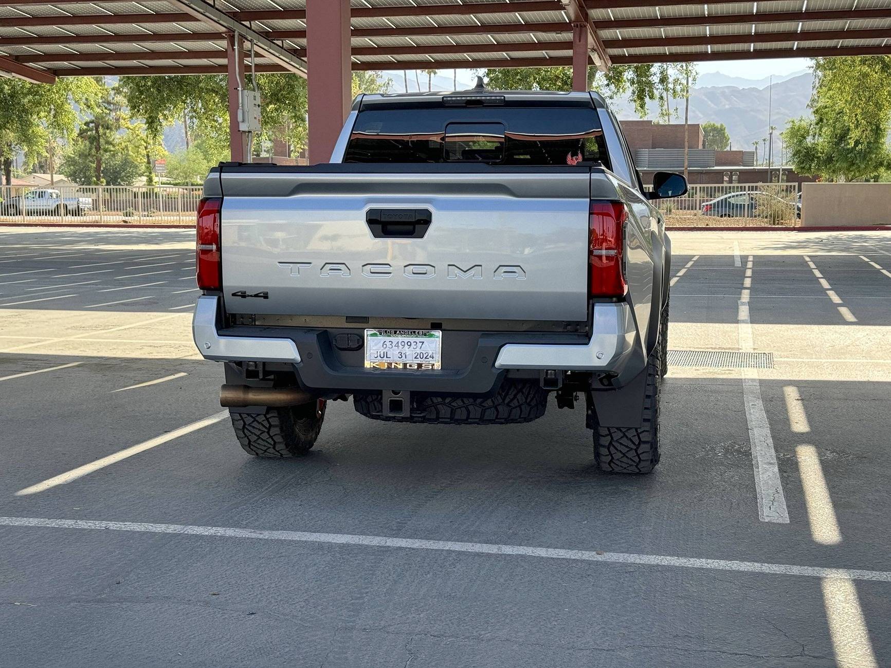 2025 4runner 6th gen Biggest / largest spare tire size that fits is 33" inch tire (33's) IMG_1090.JPG