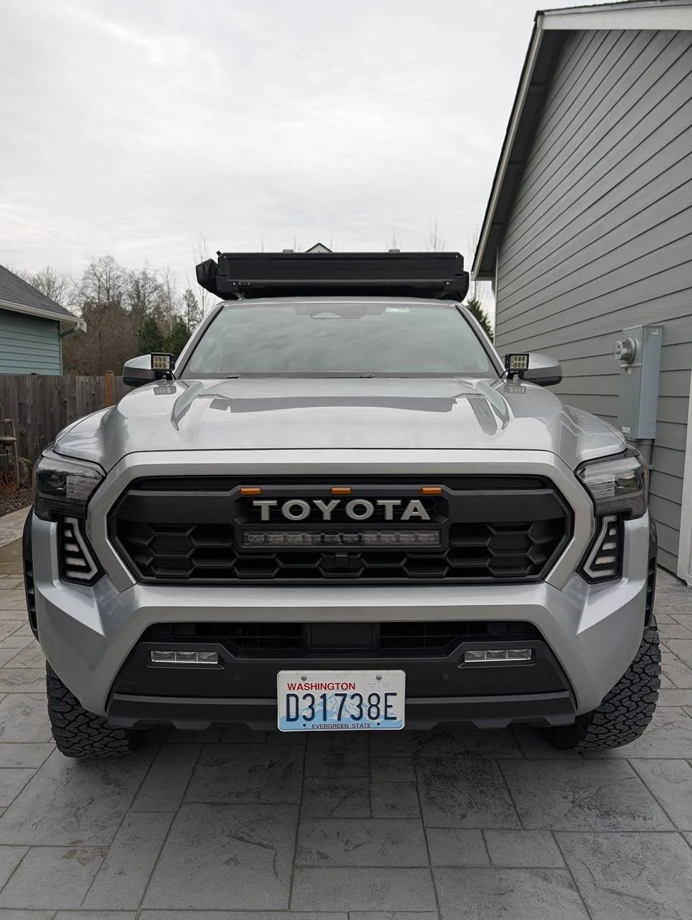 2025 4runner 6th gen DIY: Grill + Raptor Lights + Light Bar + Power Distribution Install (6th gen 4Runner compatible) pxl_20241206_215912643-jpg