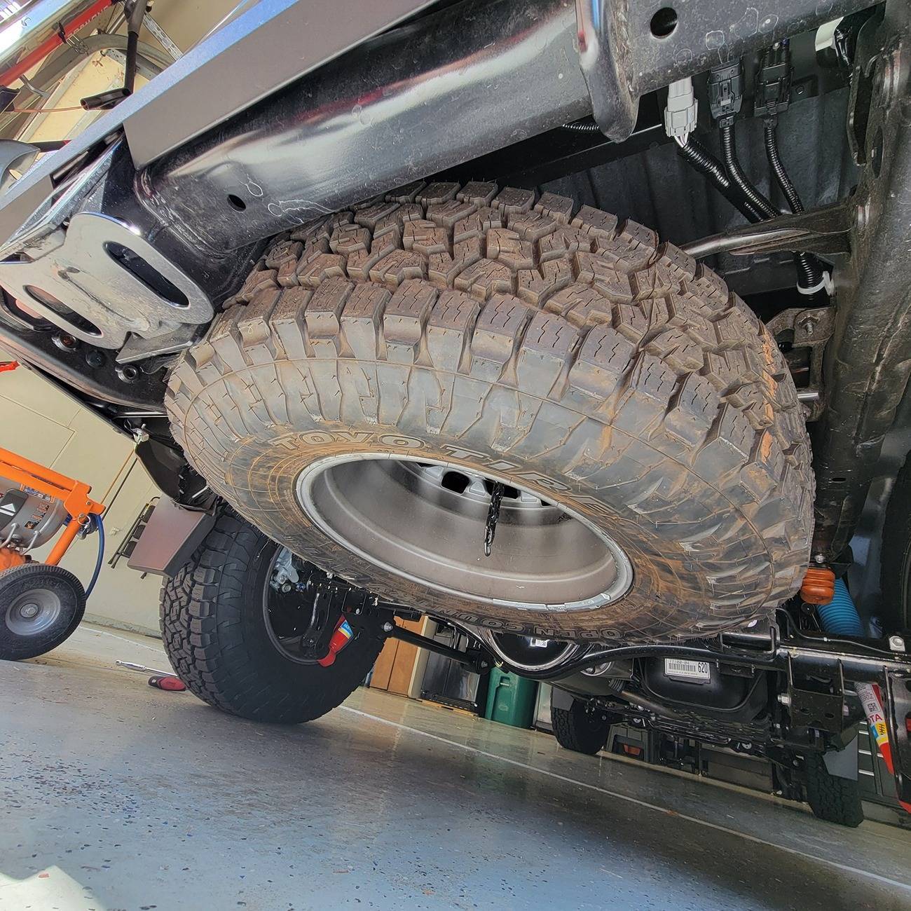 2025 4runner 6th gen 255/80-R17 on stock SR5? 20240806_103254-