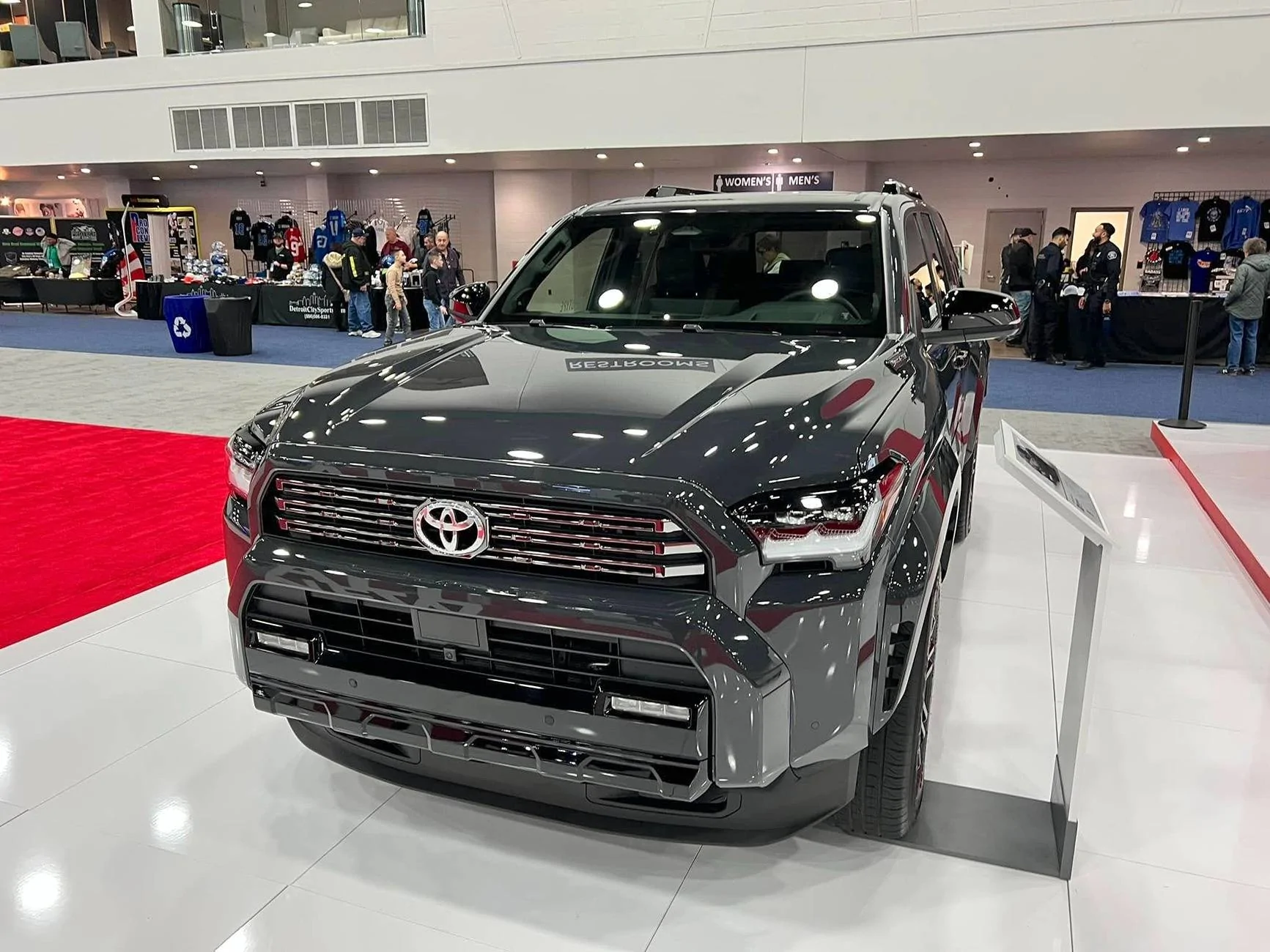 2025 4runner 6th gen UNDERGROUND Photos 4Runner 6th Gen (2025+) Underground Platinum trim 2025 4runner 6th gen 2