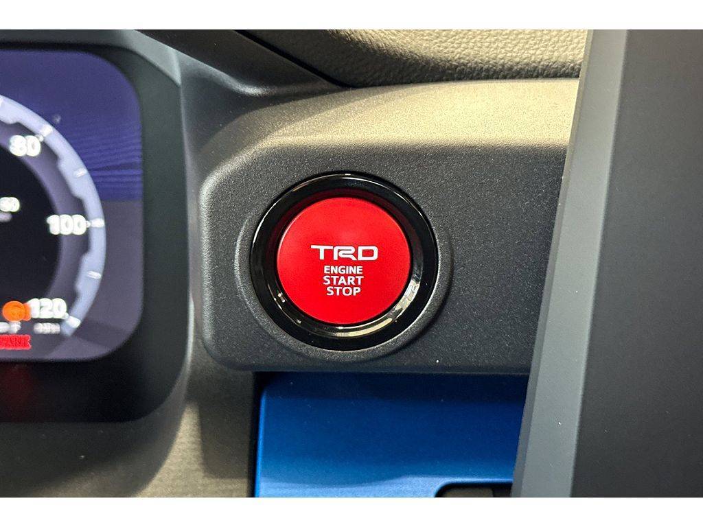 2025 4runner 6th gen CUTTING EDGE (Silver) Photos 4Runner 6th Gen (2025+) trd-off-road-2025-4runner-6th-gen-delivered-4-jpe