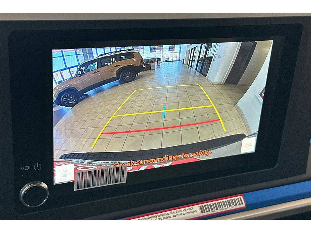 2025 4runner 6th gen Interior: BOULDER / BLACK - photos trd-off-road-2025-4runner-6th-gen-delivered-7-jpe