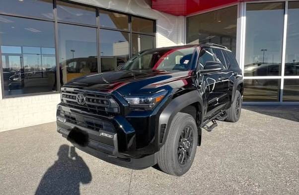 2025 4runner 6th gen BLACK Photos 4Runner 6th Gen (2025+) Black Interior Cloth SR5 Trim 2025 4Runner 6th Gen