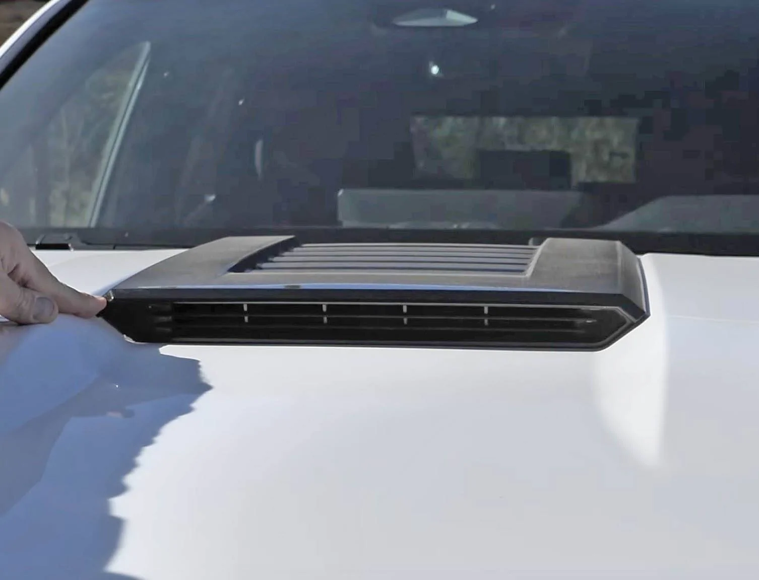 2025 4runner 6th gen Hood scoop on TRD Pro (and Sport trim) is not functional hood scoop trd pro & sport trim not functional 2025 4runner 6th gen 