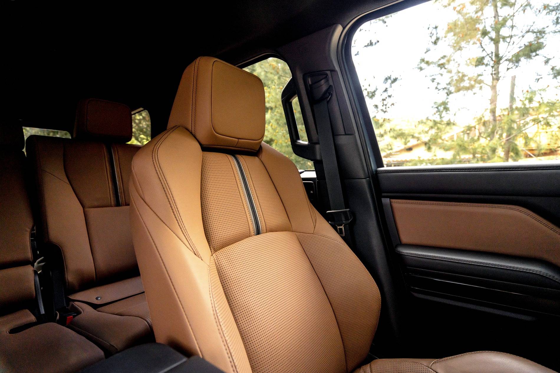 2025 4runner 6th gen Interior: PORTOBELLO - photos Portobello interior 2025 4runner 6th gen 2.JPG