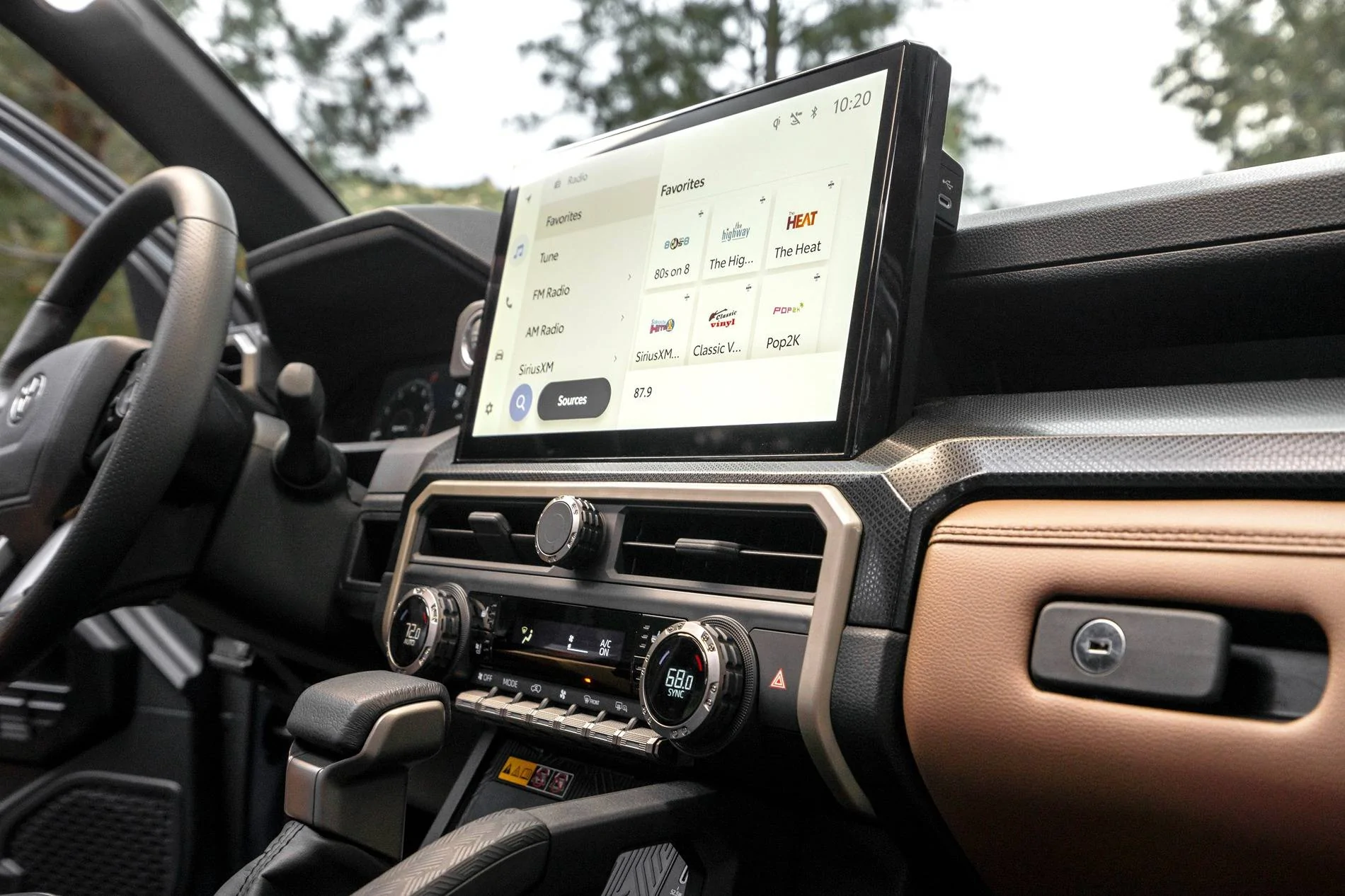 2025 4runner 6th gen Interior: PORTOBELLO - photos Portobello interior 2025 4runner 6th gen 1