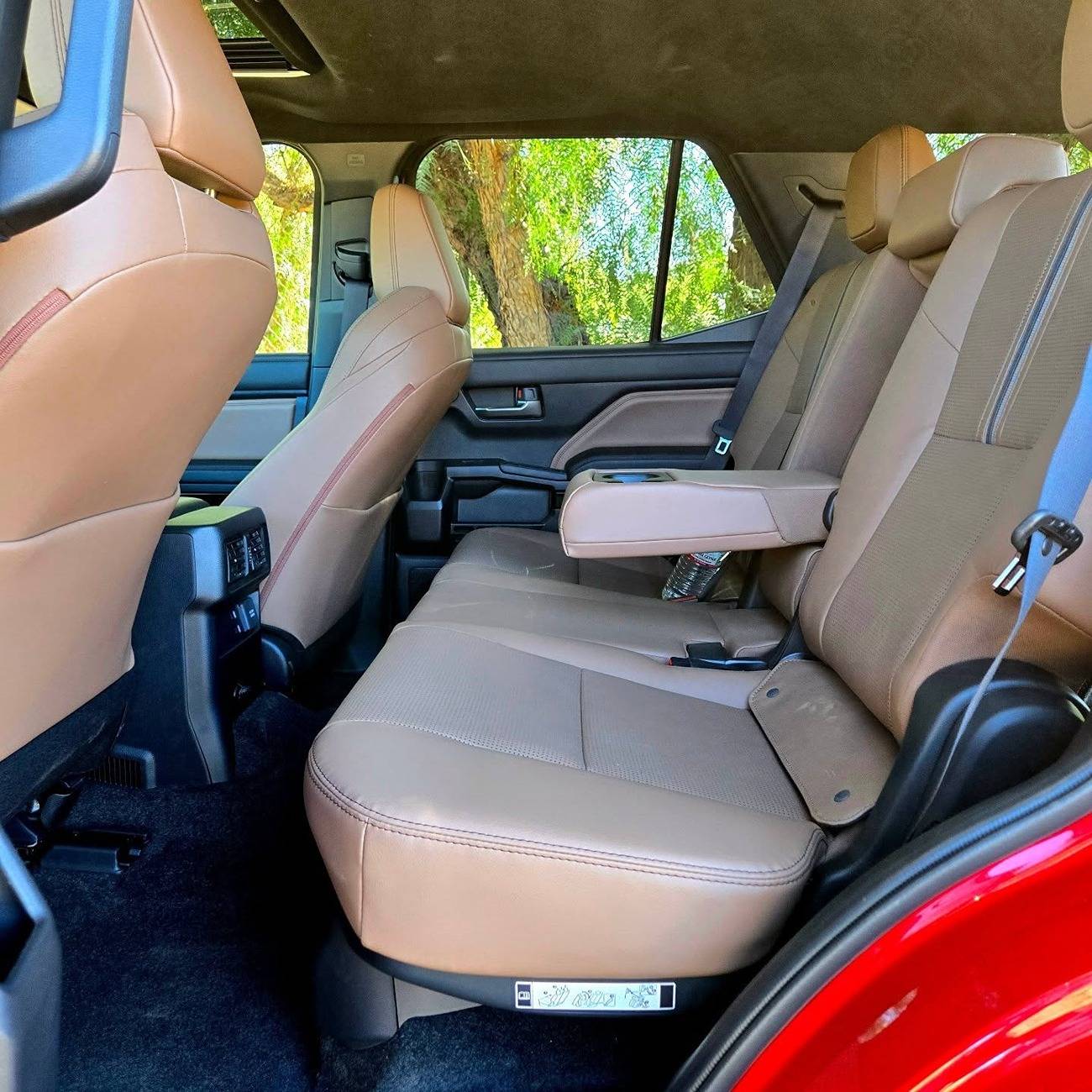 2025 4runner 6th gen Interior: PORTOBELLO - photos Portobello Interior on 2025 Toyota 4Runner Limited model trim 3