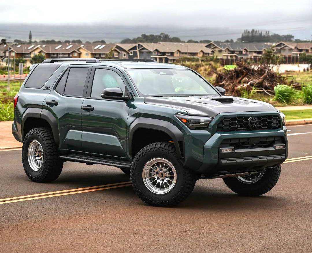2025 4runner 6th gen Aftermarket Wheels, Bigger Tires, Lift Kits (Compilation) for 2025+ 4Runner 6th Gen -- Add Yours! 2025 4Runner TRD Off-Road build on 0 offset wheels, 33's Mickey Thompson Baja Boss AT, 3%22 Li