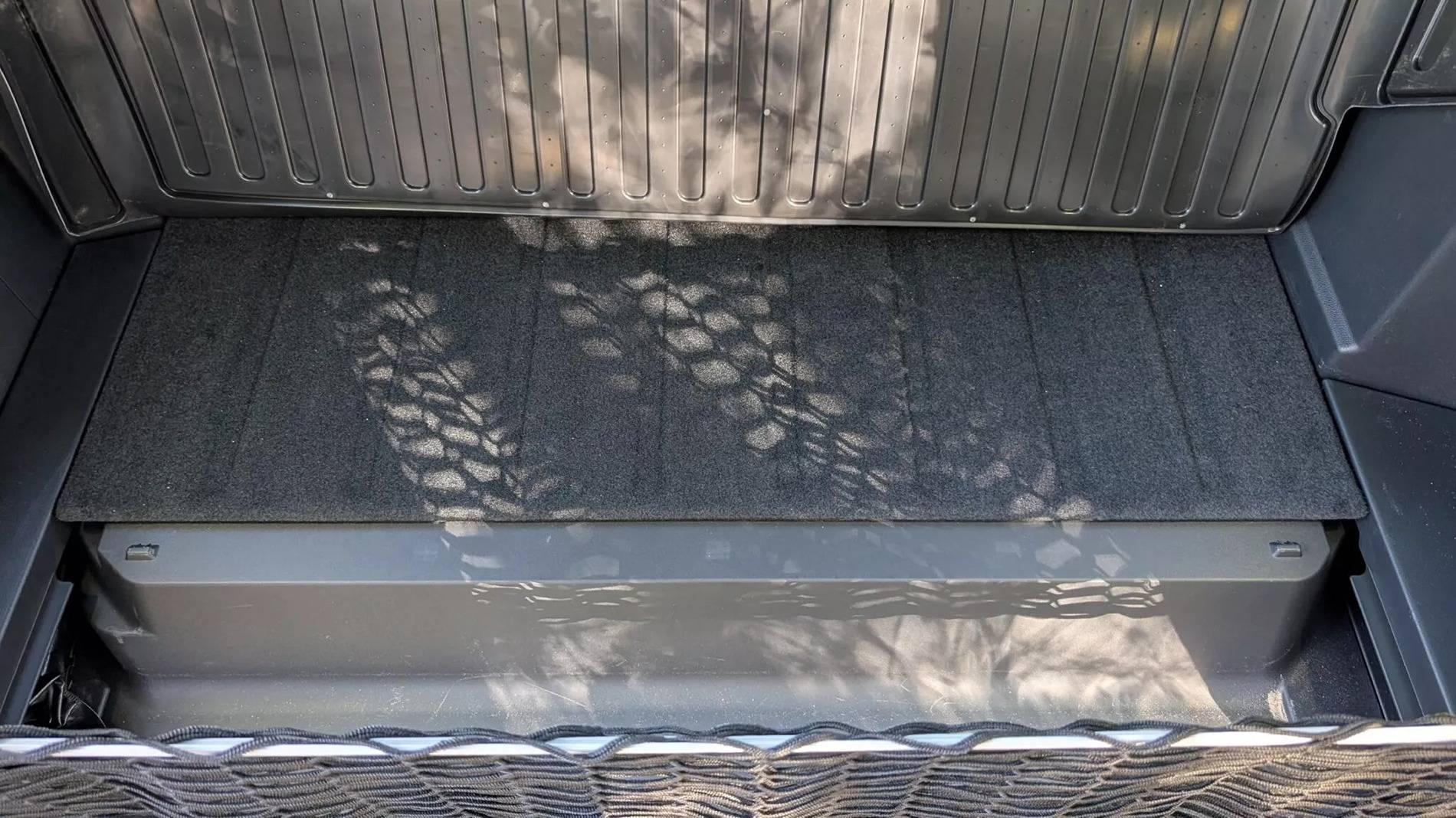 2025 4runner 6th gen Interior: BLACK - photos r-trd-off-road-premium-2025-4runner-6th-gen-4-jpe