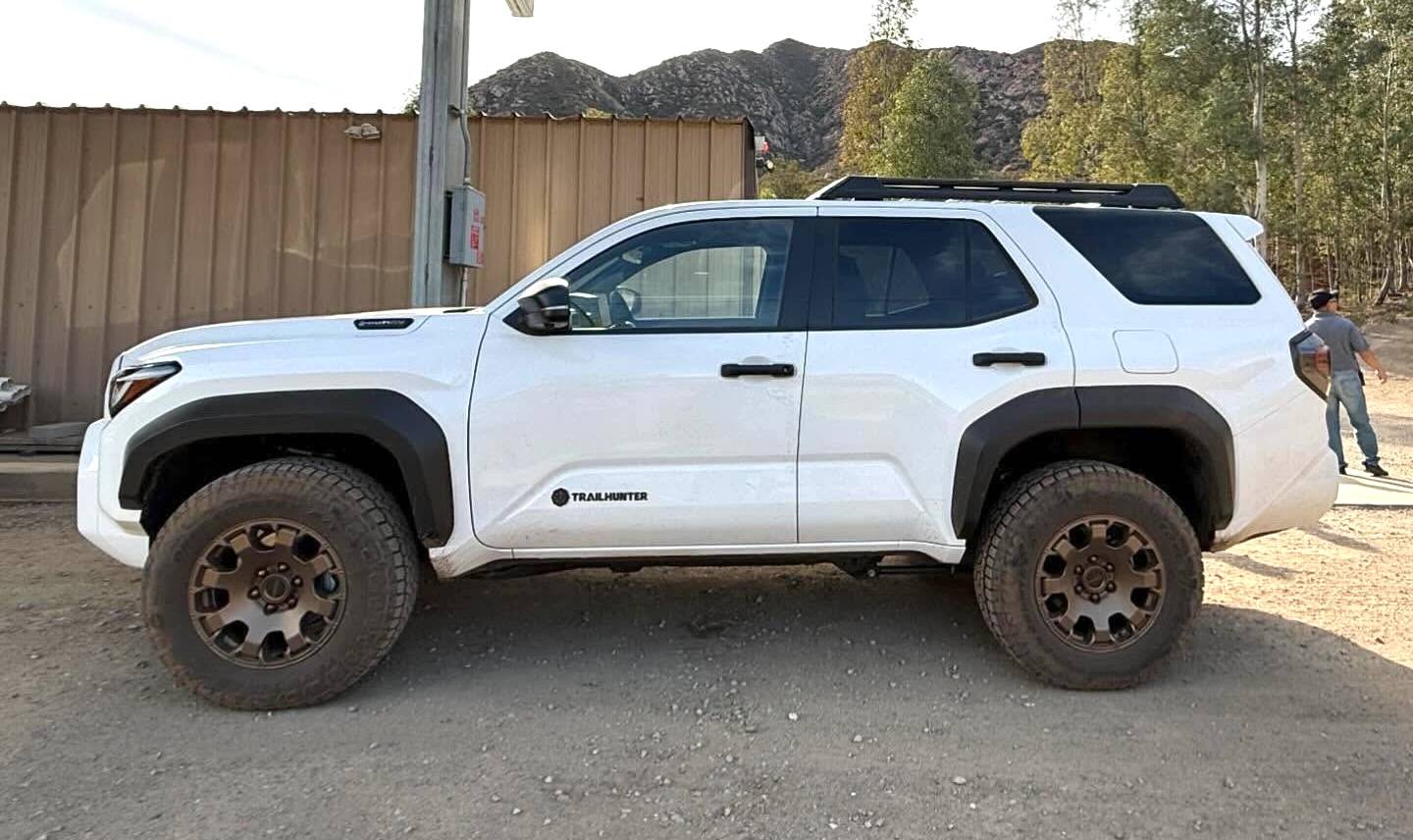 2025 4runner 6th gen ICE CAP WHITE Photos 4Runner 6th Gen (2025+) Ice Cap Trailhunter 2025 Toyota 4Runner