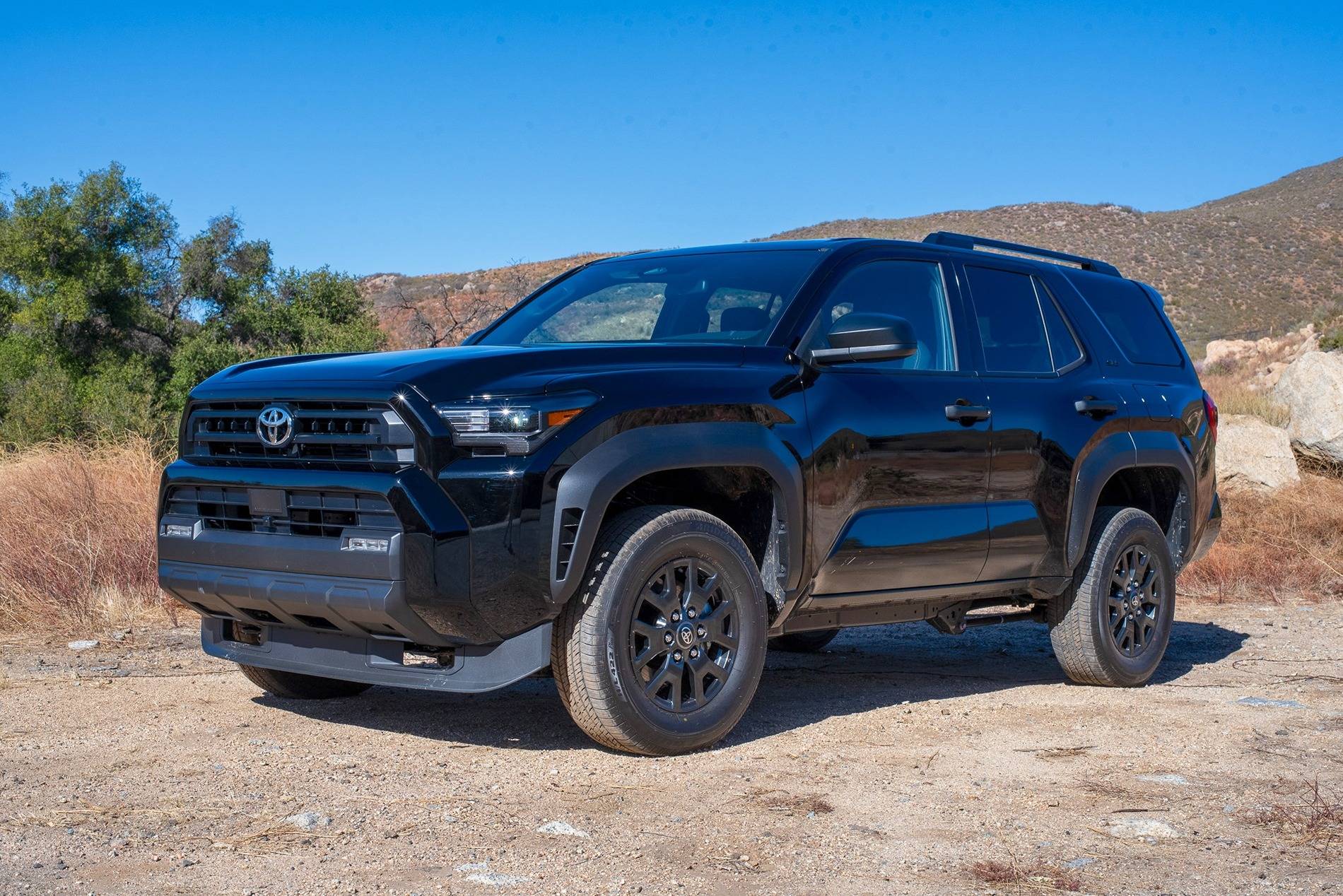 2025 4runner 6th gen BLACK Photos 4Runner 6th Gen (2025+) Black SR5 2025 4Runner 6th gen 1