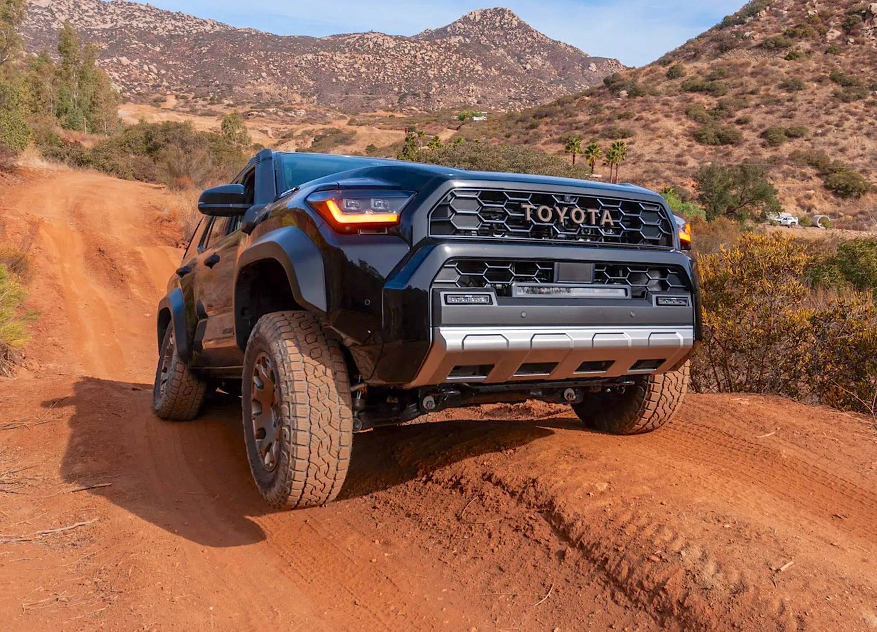 2025 4runner 6th gen BLACK Photos 4Runner 6th Gen (2025+) black-4runner-trailhunter-6th-gen-2025-2-
