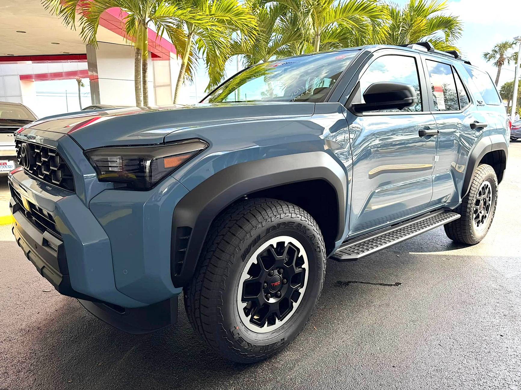 2025 4runner 6th gen Pics of Heritage Blue / Black Interior TRD Off-Road Premium 2025 4Runners Heritage Blue TRD Off-Road Premium 2025 4Runner 6th gen 4