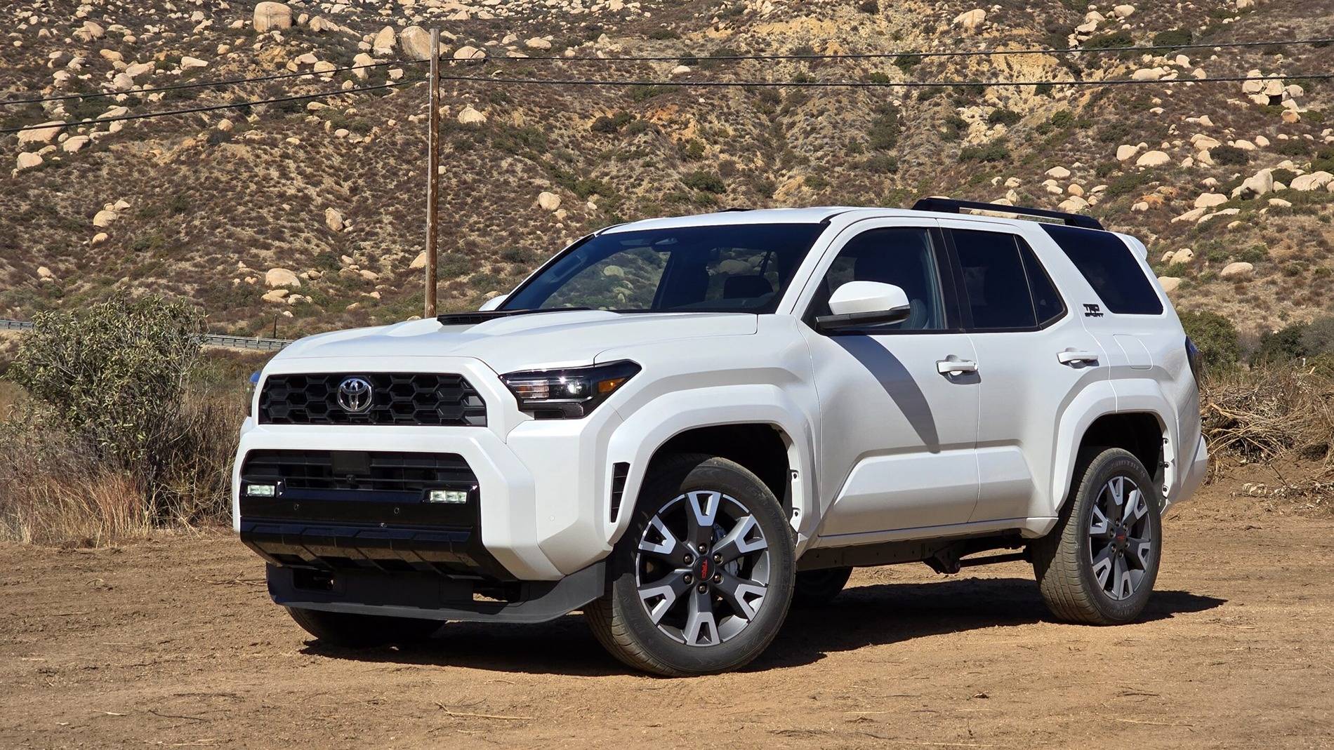 2025 4runner 6th gen WIND CHILL PEARL Photos 4Runner 6th Gen (2025+) TRD Sport Windchill Pearl Metallic 2025 4runner 6th gen 1