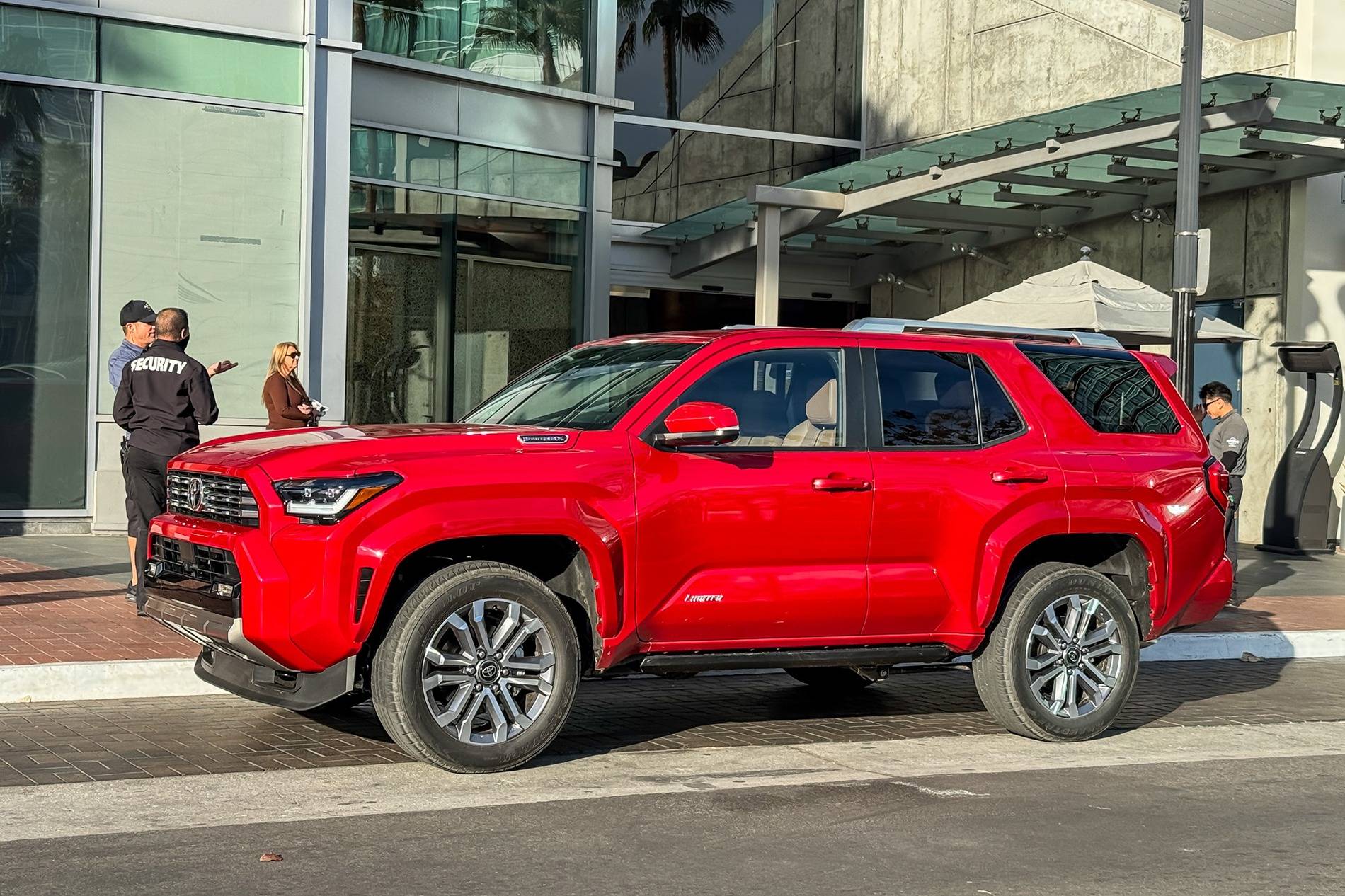 2025 4runner 6th gen SUPERSONIC RED Photos 4Runner 6th Gen (2025+) Supersonic Red sunlight outdoors limited trim model 2025 4runner 6th gen 