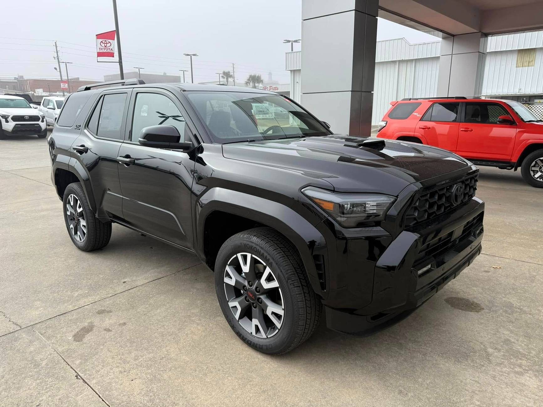 2025 4runner 6th gen BLACK Photos 4Runner 6th Gen (2025+) black trd sport non-premium 2025 4runner 6th gen 1