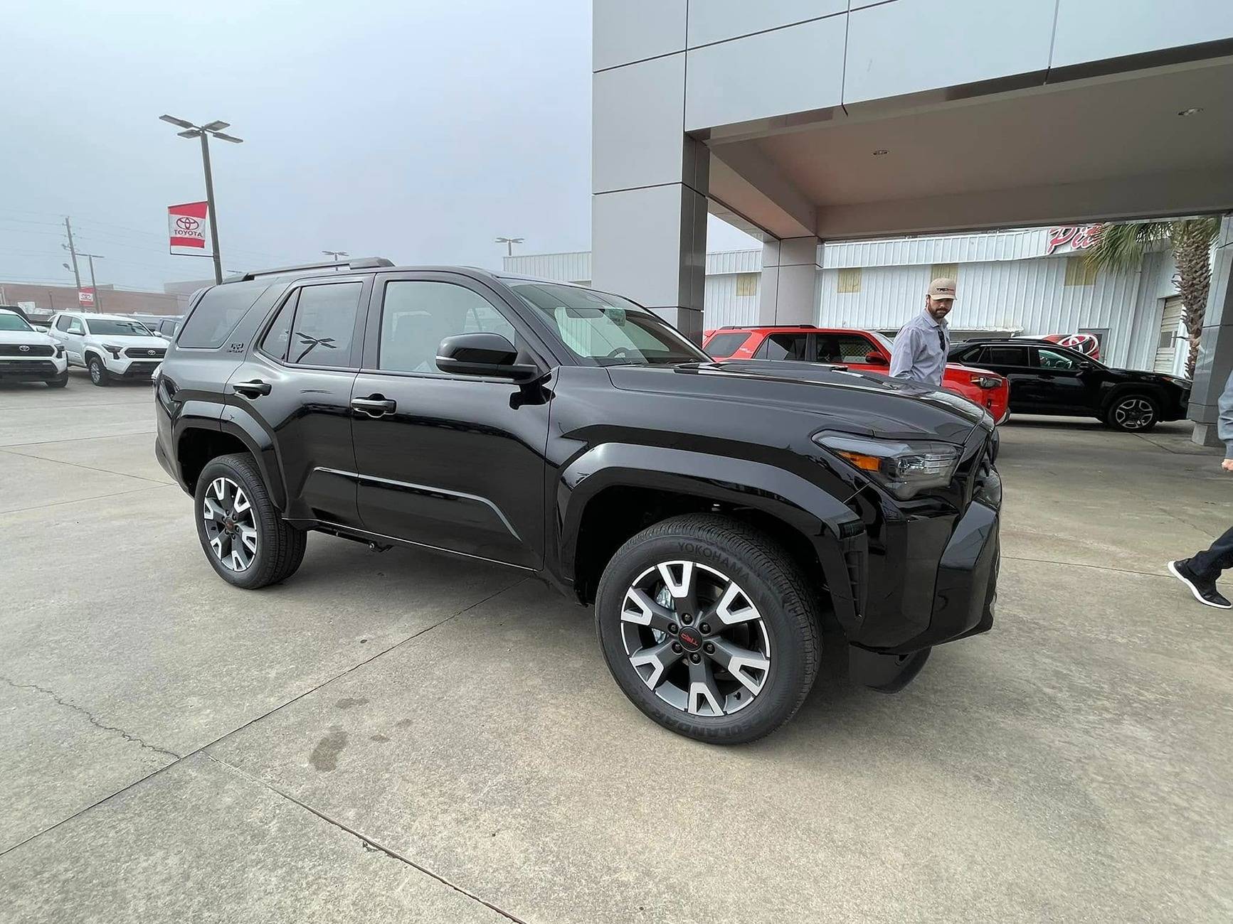 2025 4runner 6th gen BLACK Photos 4Runner 6th Gen (2025+) black trd sport non-premium 2025 4runner 6th gen 3