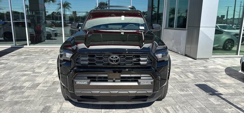 2025 4runner 6th gen BLACK Photos 4Runner 6th Gen (2025+) Black TRD Off-Road Premium 2025 4Runner 6th Gen Color Exterior 6