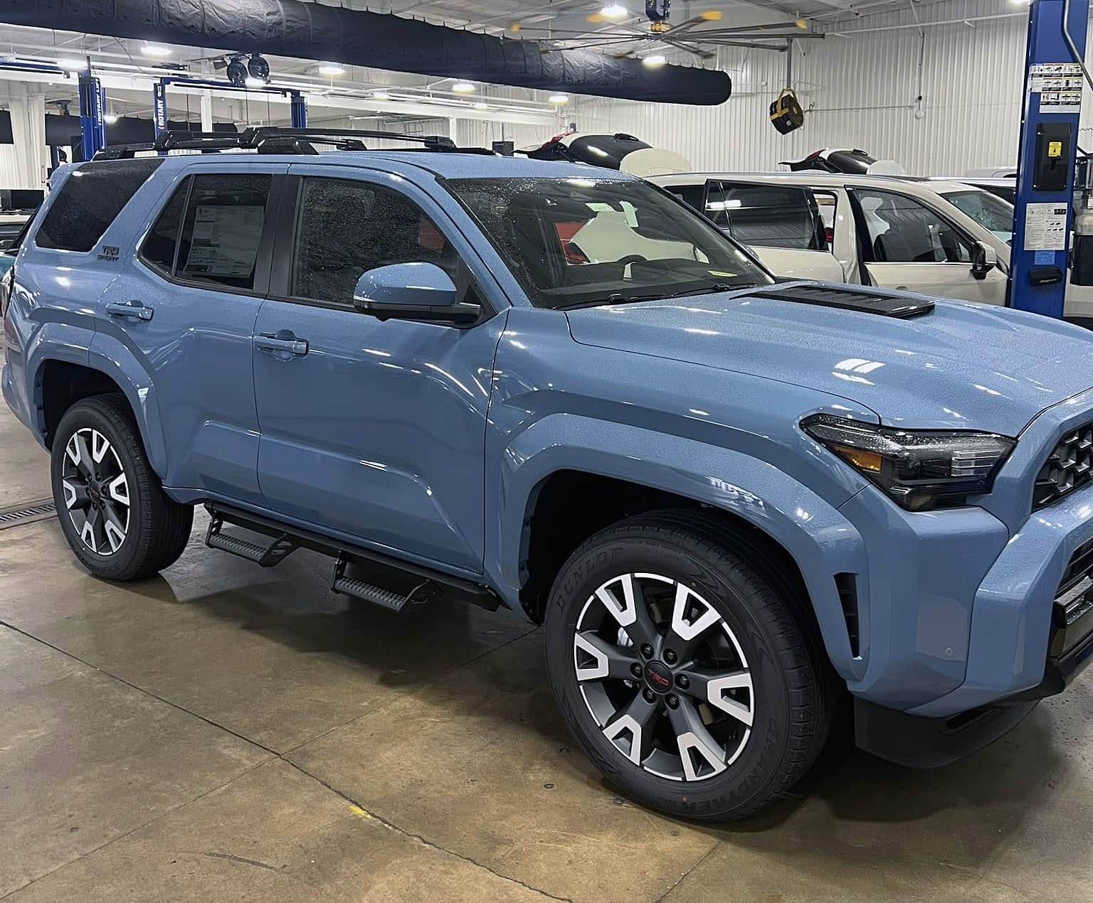 2025 4runner 6th gen Heritage Blue TRD Sport Premium w/ Softex Black Interior 2025 4Runner 6th gen first look Heritage Blue TRD Sport Premium 2025 4Runner 6th gen color exterior 2