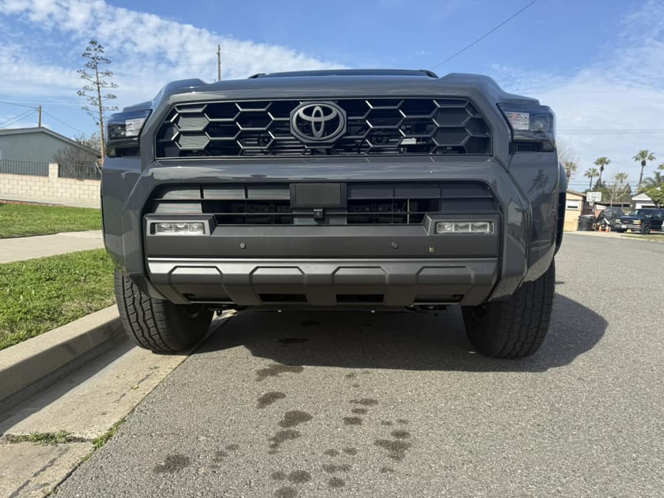2025 4runner 6th gen Air Dam Removed - Before & After on delivered 2025 4Runners Air Dam Removed - Before & After on delivered 2025 4Runners 1