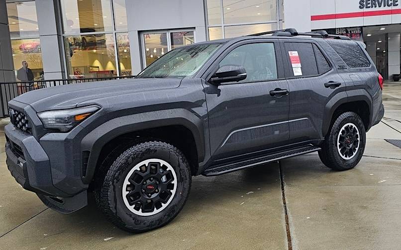 2025 4runner 6th gen UNDERGROUND Photos 4Runner 6th Gen (2025+) Underground Color TRD Off-Road Premium 2025 4Runner 6th Gen 7