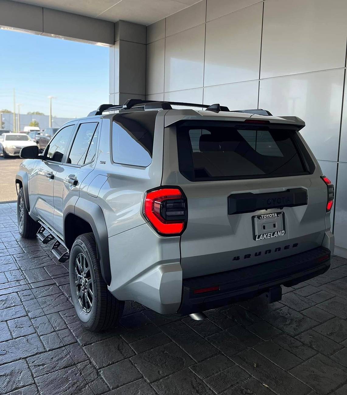 2025 4runner 6th gen CUTTING EDGE (Silver) Photos 4Runner 6th Gen (2025+) Another SR5 in Cutting Edge 7