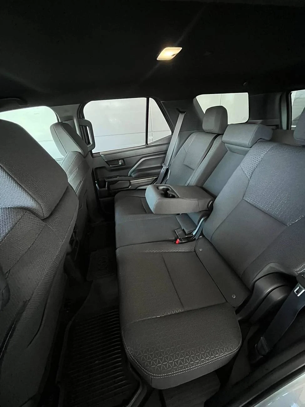 2025 4runner 6th gen CUTTING EDGE (Silver) Photos 4Runner 6th Gen (2025+) Another SR5 in Cutting Edge 4