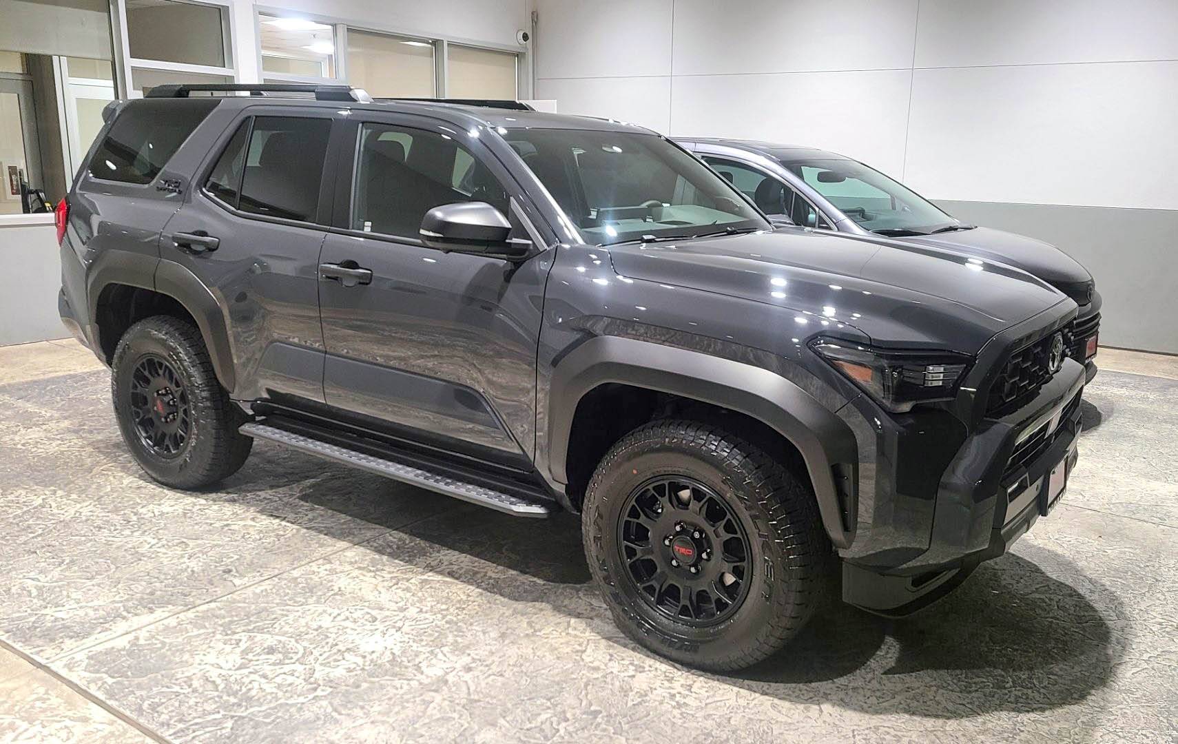 2025 4runner 6th gen Factory OEM Tires on Delivery? Upgraded TRD 18%22 inch wheel (black) factory option on TRD Off-Road Premium ORP 1