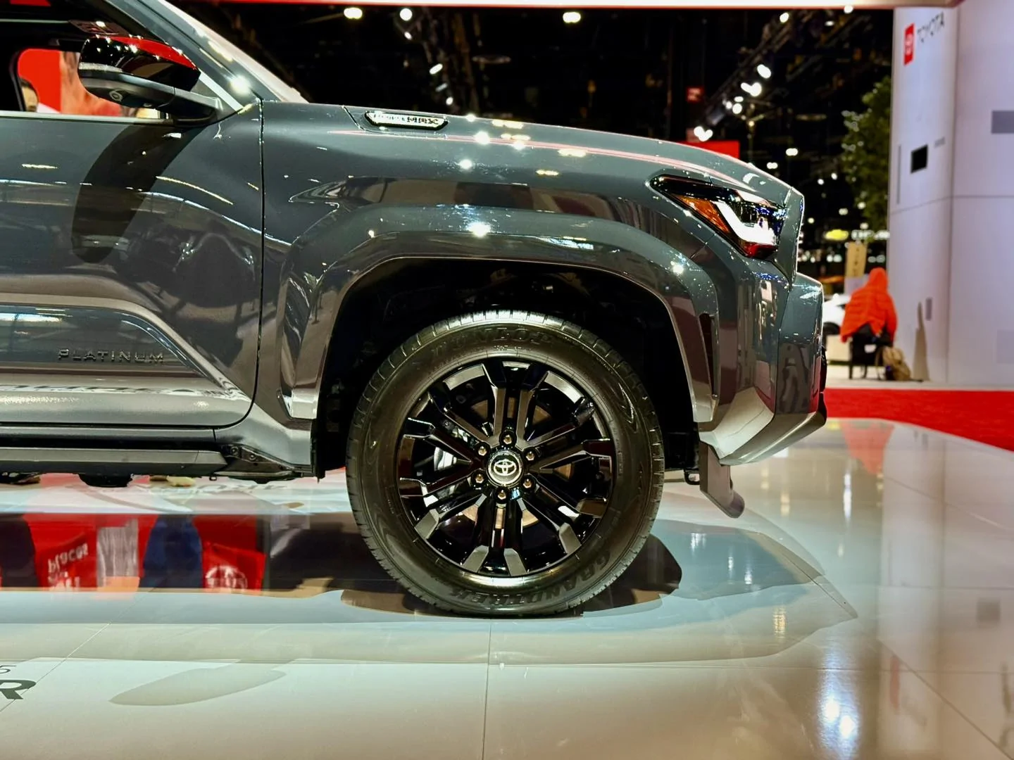 2025 4runner 6th gen Platinum sighting: Underground / Dark Navy Platinum 2025 4Runner at Chicago Auto Show Underground : Dark Navy Platinum 2025 4Runner at Chicago Auto Show 12