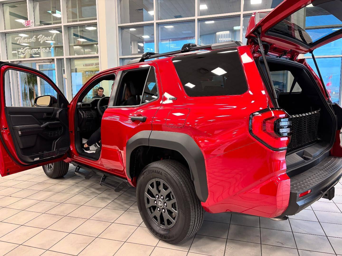 2025 4runner 6th gen SUPERSONIC RED Photos 4Runner 6th Gen (2025+) Supersonic Red TRD Off-Road regular non-premium 2025 4runner 6th gen 3