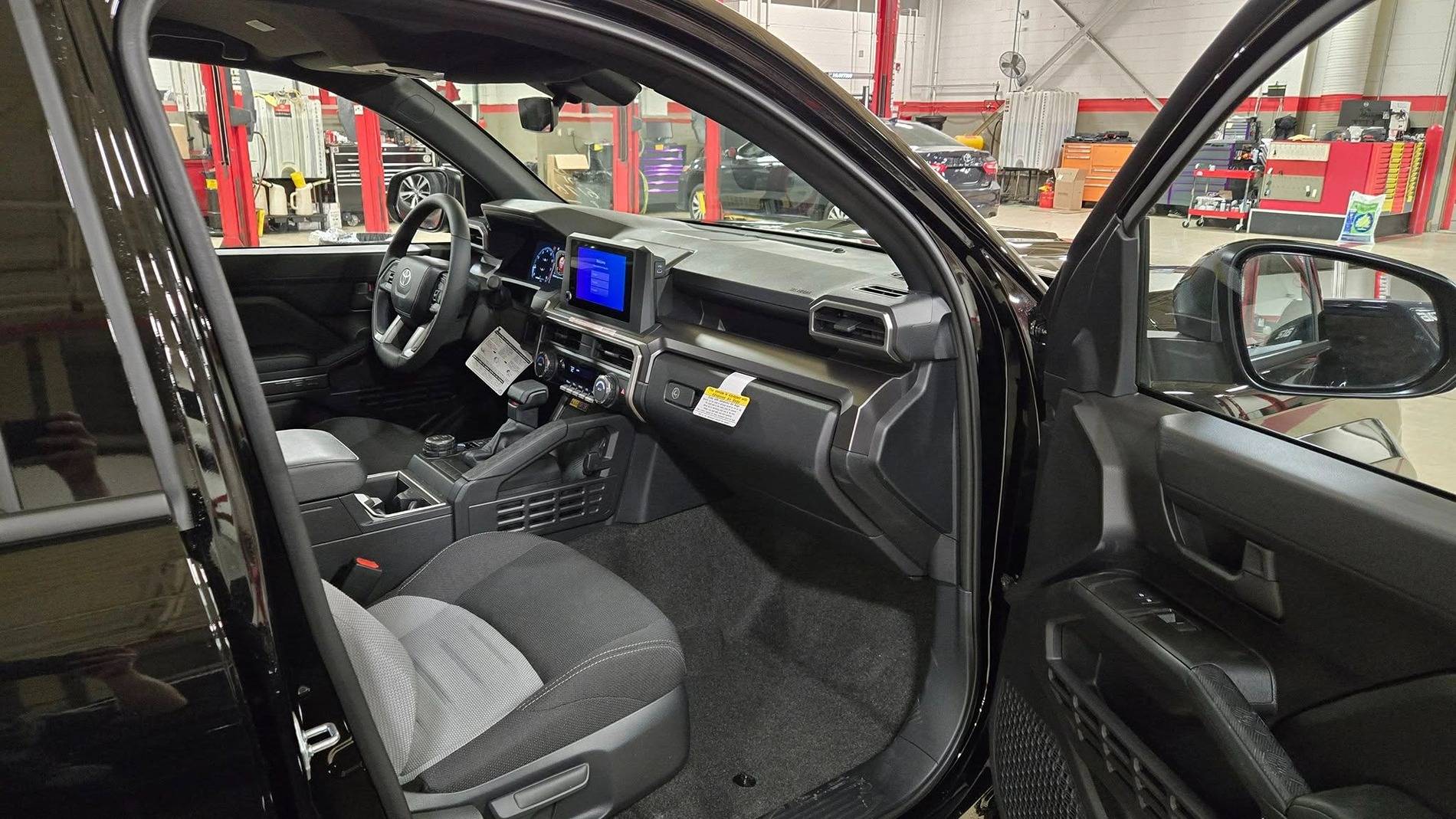 2025 4runner 6th gen BLACK Photos 4Runner 6th Gen (2025+) BLACK TRD Sport 2025 Toyota 4runner 6th gen 3