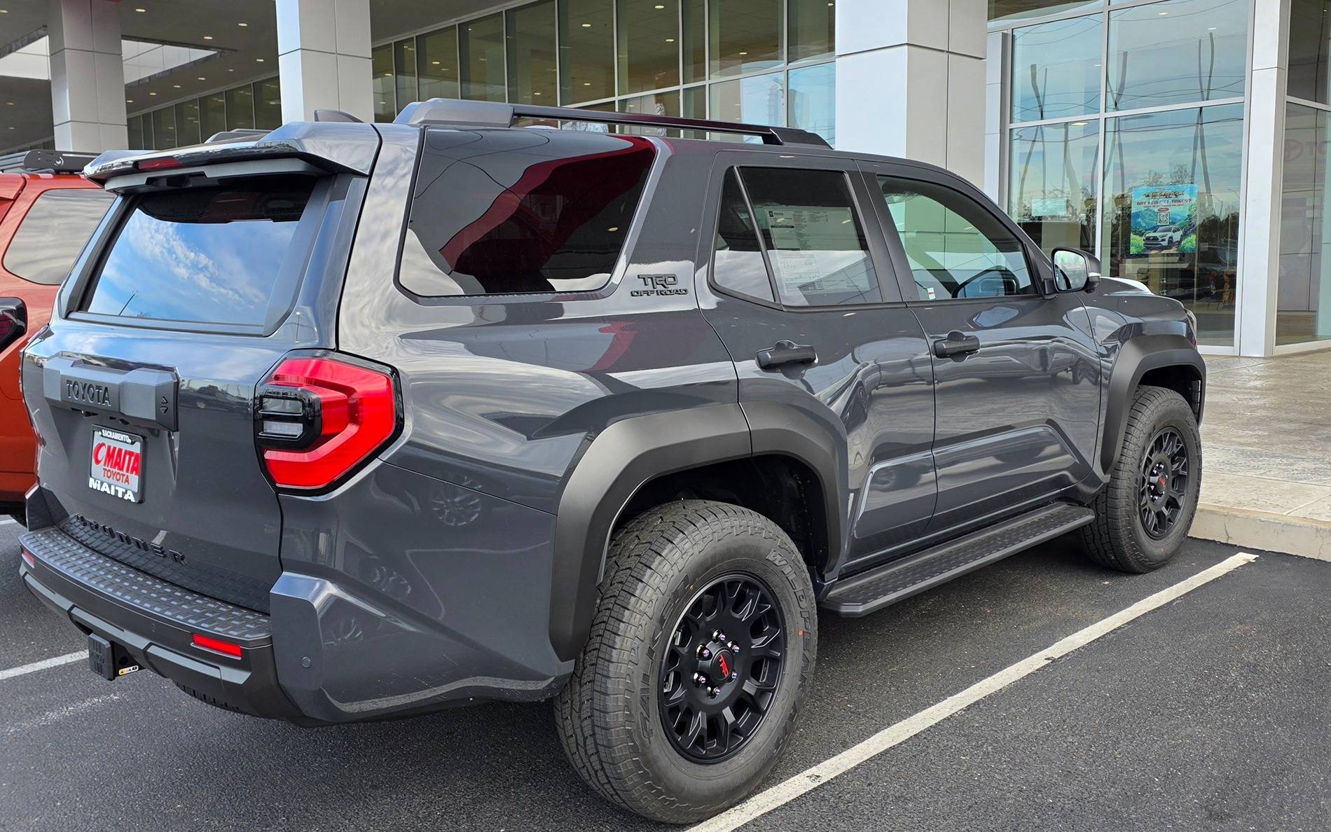 2025 Toyota 4runner TRD 18" inch wheels on Ice Cap TRD Off-Road 2025 4Runner 6th Gen 20250212_154910