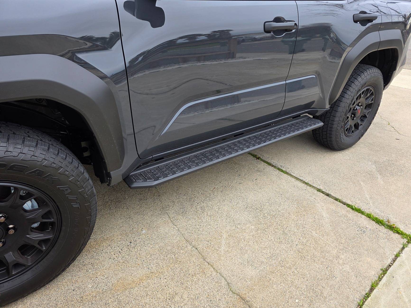 2025 Toyota 4runner TRD 18" inch wheels on Ice Cap TRD Off-Road 2025 4Runner 6th Gen 20250218_152202