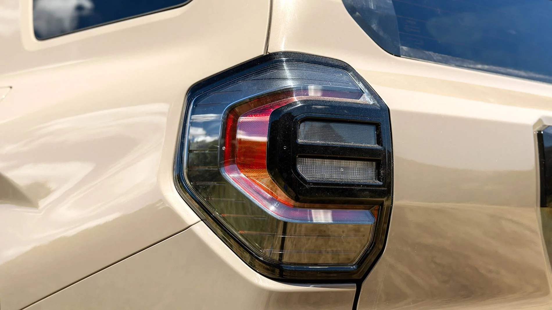 2025 4runner 6th gen OEM Premium / Upgraded / TRD Pro LED Taillights are plug-and-play upgrade install (clear outer lens version) 037-2025-Toyota-4Runner-TRD-Pro-taillight