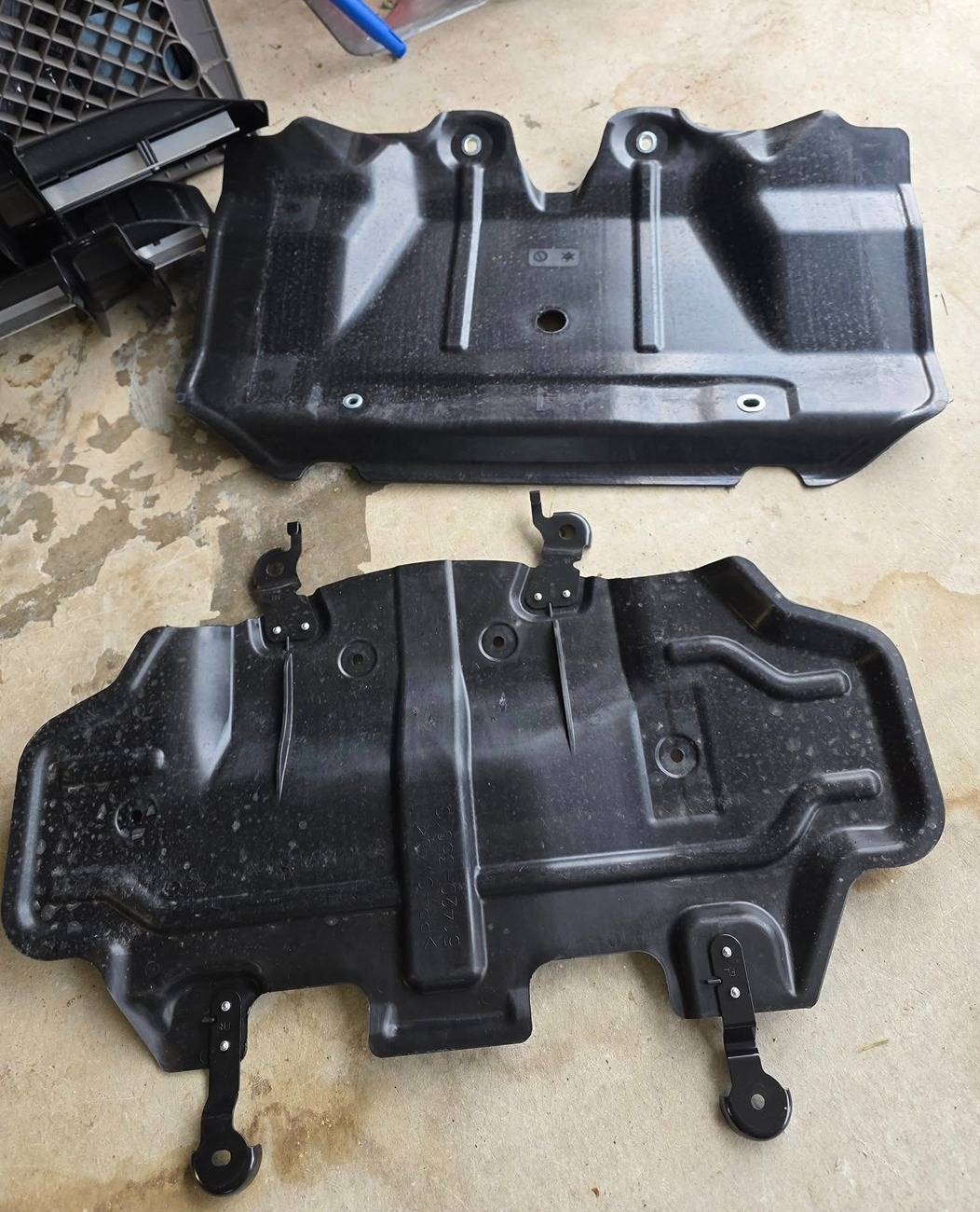 2025 Toyota 4runner TRD Skid Plate installed on 2025 4Runner Off-Road Premium - Photos TRD Ski Plate installed 2025 4runner TRD Off-Road trim 3