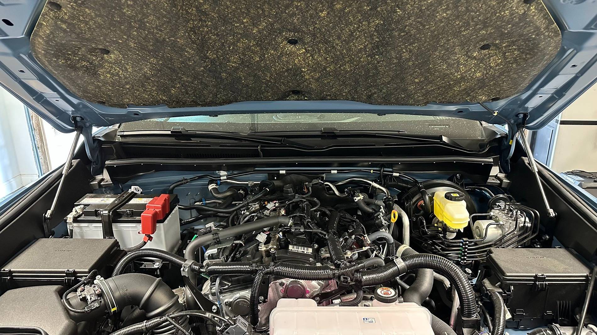 2025 4runner 6th gen Hood Struts installed (Redline Tuning) Hood struts Redline Tuning 2025 4Runner 6th gen  3