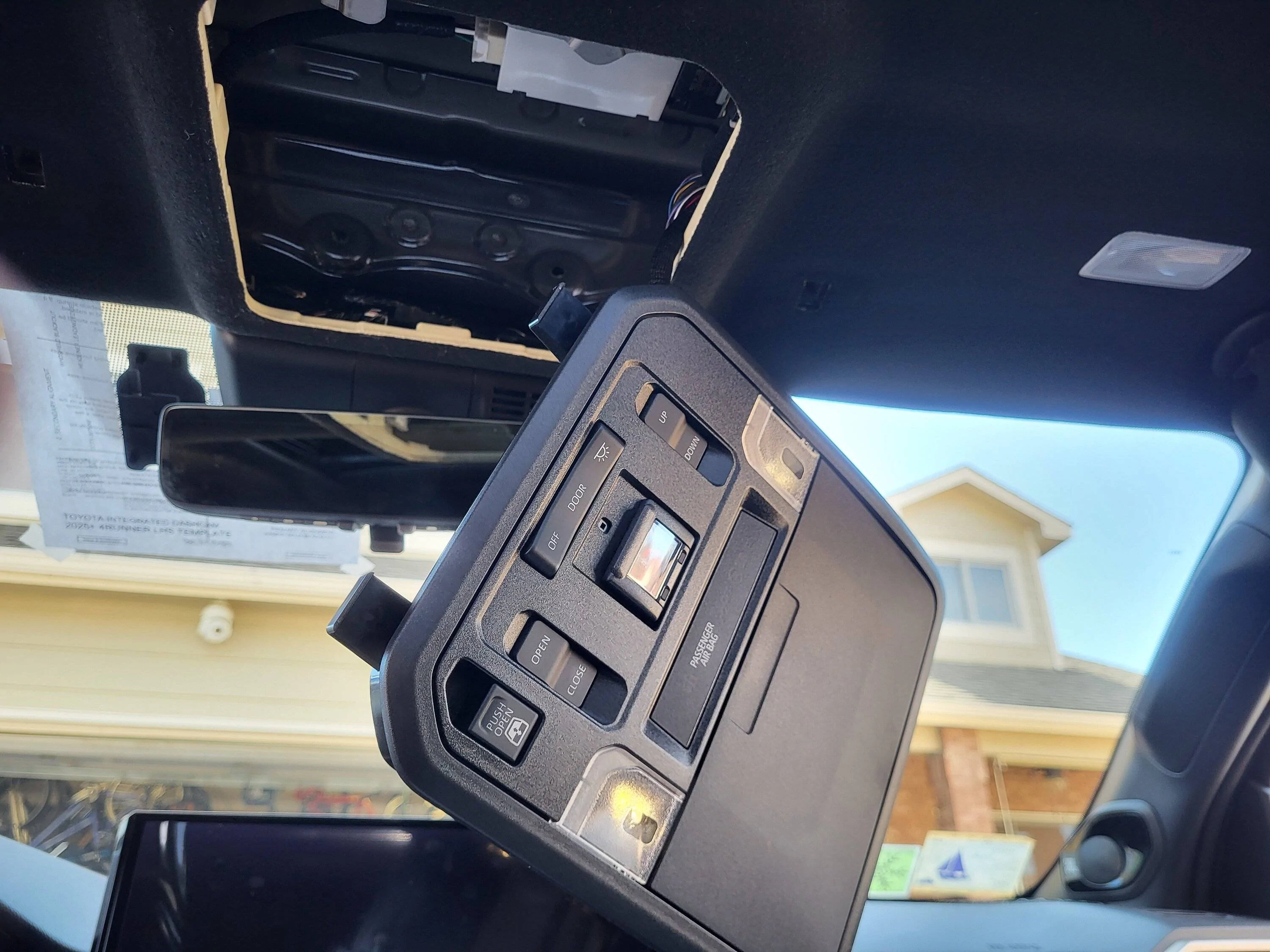 2025 4runner 6th gen OEM Toyota Dashcam DIY how-to install instructions (and how to remove map dome light console) 20250228_135600