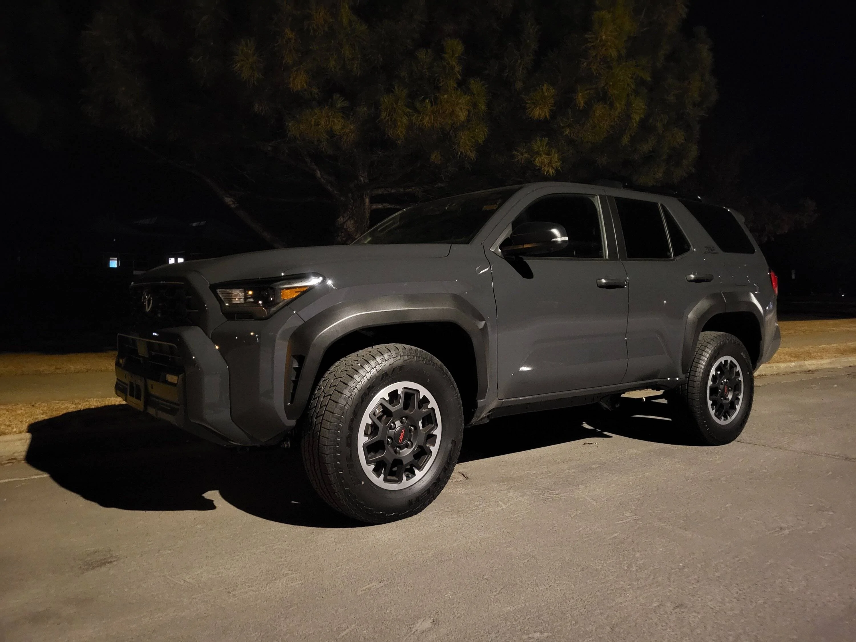 2025 4runner 6th gen Took off the steps (running boards) and air dam chin spoiler 20250301_192548